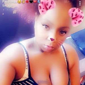 Meet your Posher, Deonne